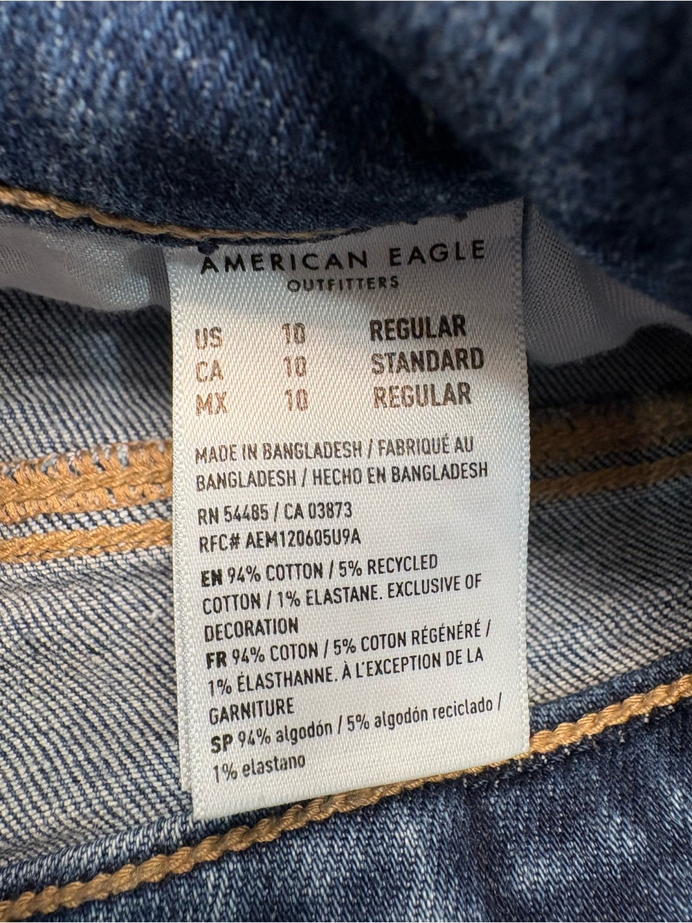 American Eagle Outfitters Stretch Mom Jeans in Medium Blue Wash - Picture 9 of 12